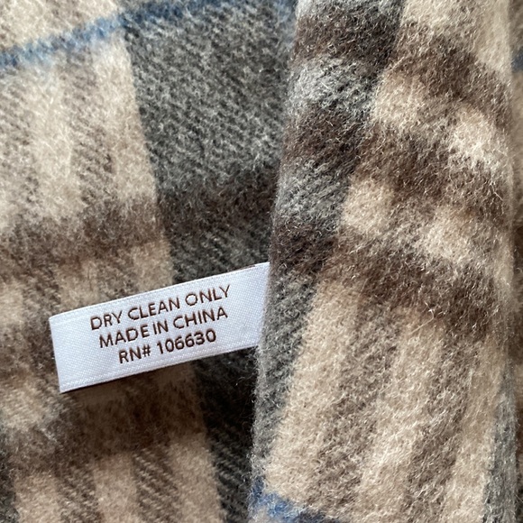 Wool/Cashmere Enzo Mantovani Scarf - Picture 3 of 10